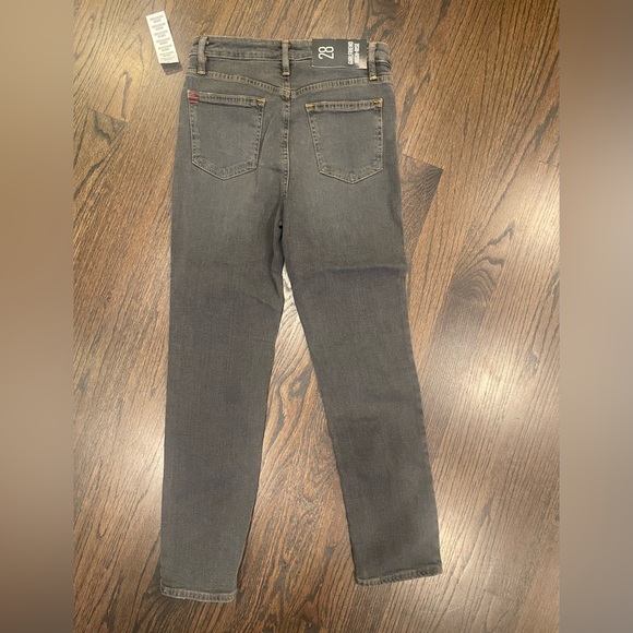 NWT! BDG Urban Outfitters Girlfriend High-Rise Jeans - Picture 6 of 6